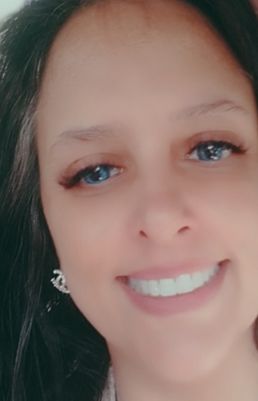 Meet your Posher, Renee - Picture 1 of 1